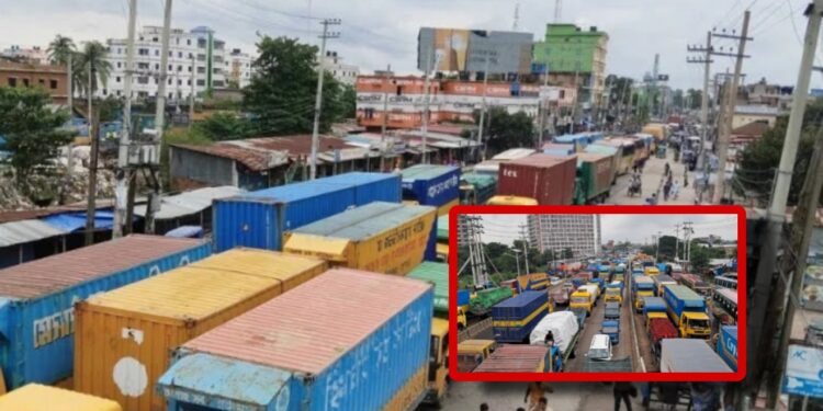 তীব্র যানজটের কবলে ঢাকা চট্টগ্রাম মহাসড়ক