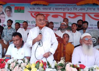 “বলেছিলাম চাপাবাজ -আবারও সে বোরখা পরে পালাবে, তাই হয়েছে”