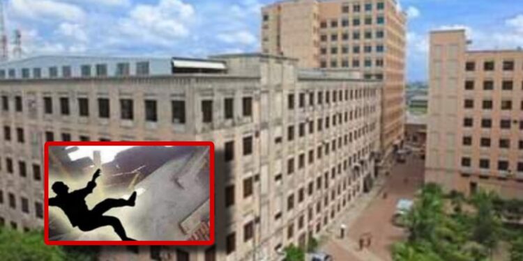 ফতুল্লার এন আর গার্মেন্টসে শ্রমিকের মৃত্যু