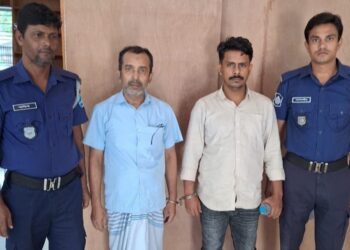 আড়াইহাজারে আওয়ামী লীগের দুই নেতা গ্রেফতার