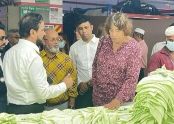 ফতুল্লার বিসিক শিল্পনগরী পরিদর্শন করলেন নেদারল্যান্ড রাষ্ট্রদূত ইর্মা