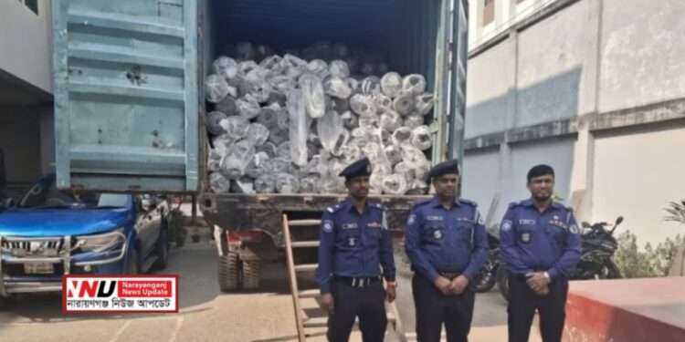 অর্ধ কোটি টাকার গার্মেন্টসের চুরি হওয়া কাপড় উদ্ধার