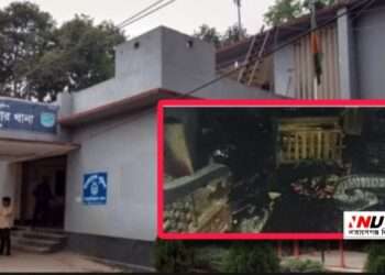 আড়াইহাজারে আওয়ামী লীগের নেতার বাড়িতে আগুন ভাংচুর