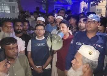 বন্দরে মহানবী (সাঃ) কে নিয়ে কটুক্তি, অমৃত ও সঞ্জিত অবরুদ্ধ