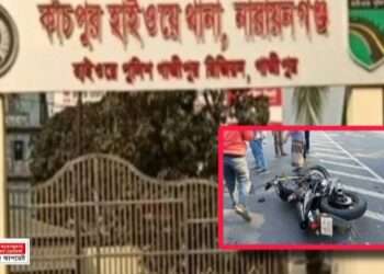 বেড়াতে এসে বাসের ধাক্কায় প্রাণ গেলো দুই বন্ধুর