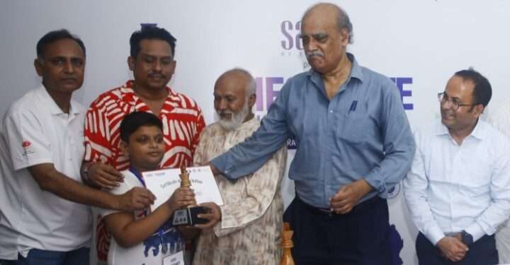 আন্তর্জাতিক দাবা দিবসে মুগ্ধ চ্যাম্পিয়ন