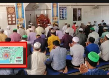 আযানের ধ্বনি ও উলুধ্বনিতে কেঁপে ওঠে চারিদিক, সকল ধর্মের মানুষের প্রার্থনা