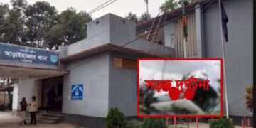 দ্রুতগতির ট্রাকের ধাক্কায় স্কুলগামী শিশুর মৃত্যু