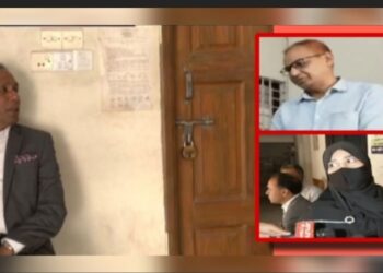 তালাবদ্ধ ভূমি অফিস : দুর্নীতিবাজদের শাস্তি নয়, বদলিতে ক্ষোভ