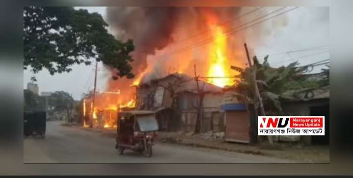 ফতুল্লায় ভোরে আগুন, পুড়ল কয়েকটি গোডাউন